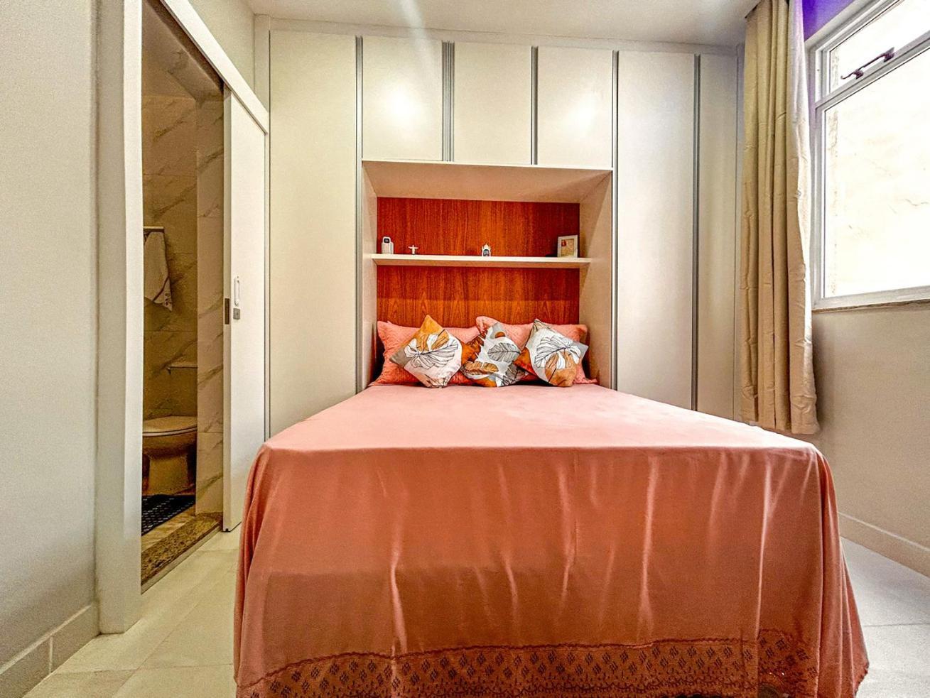 Apartamento Otimo C Wifi A 190m Da Do Leme - Rj *